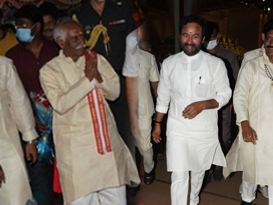Bandaru Dattatreya and Kishan Reddy at kartikeya Lohita Wedding